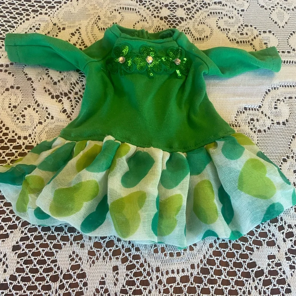 Four Piece St. Paddy’s Oufit - Picture 3 of 6